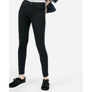 SOLD Black Mid-Rise Stretchy Jeggings Pants 4